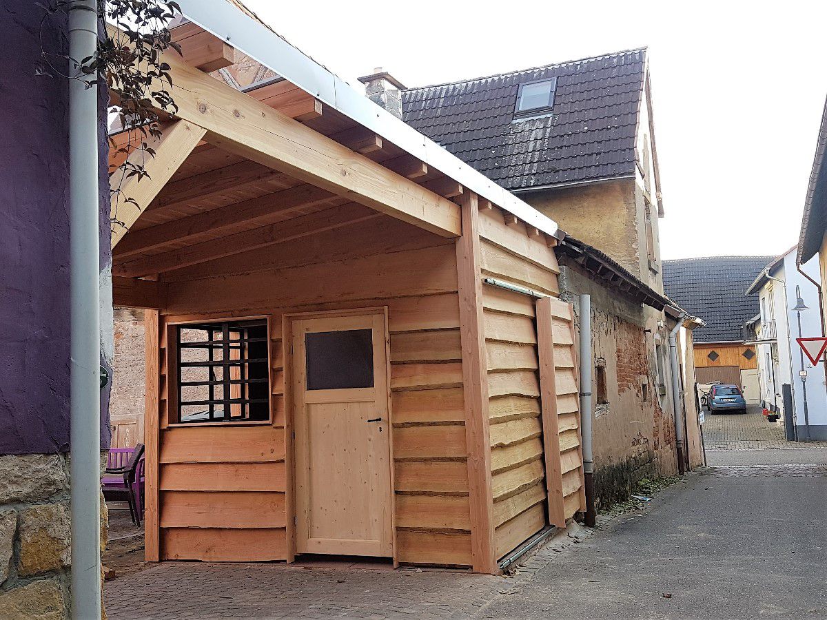 Überdachung aus Douglasie